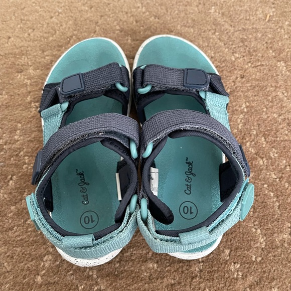 Cat & jack sandals - Picture 2 of 4